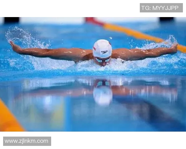 蝶泳技巧提升指南：从动作细节到体能训练的全方位解析