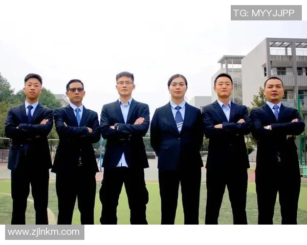 刘星与足球明星的实力对比谁更胜一筹探讨他们的技术与成就 刘星与足球明星的实力对比谁更胜一筹探讨他们的技术与成就